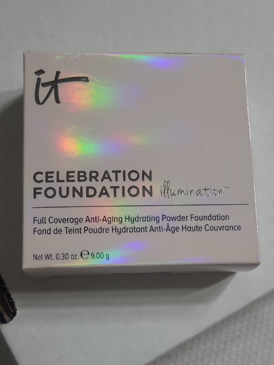 it cosmetics Other - IT cosmetics Celebration Foundation Illumination Full Coverage, Medium